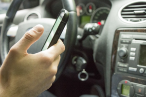 avocat-permis-conduire-dehan-schinazi-telephone-volant